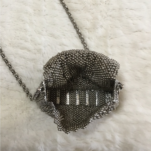 LIQUID METAL BAG CHROME FINISH BAG BY SERGIO GUTIERREZ - Picture 8 of 9